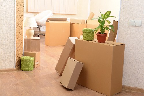 Trusted payment methods for a secure Movingservices checkout