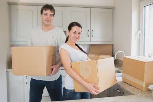 Packing and transport support provided by movers